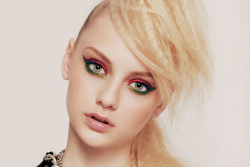 Макияж несимметричных глаз