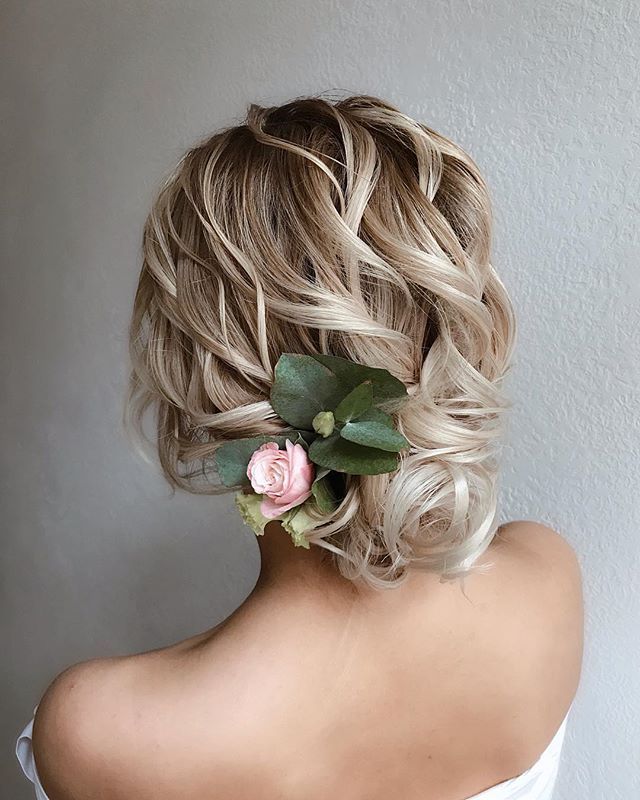 Вечерняя прическа для волос по плечи