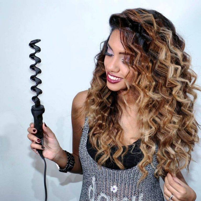 Прическа с плойкой