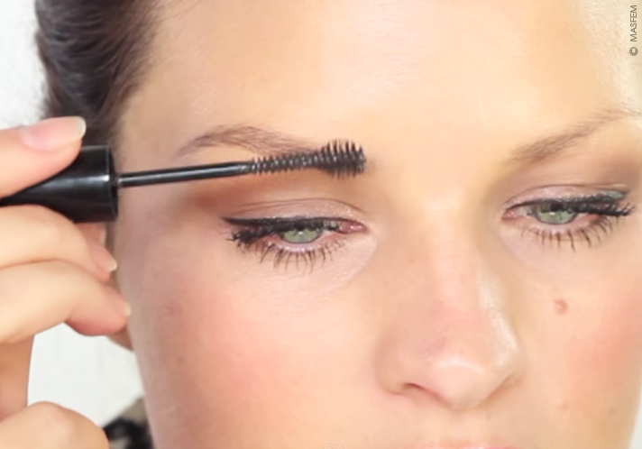 Широкие брови