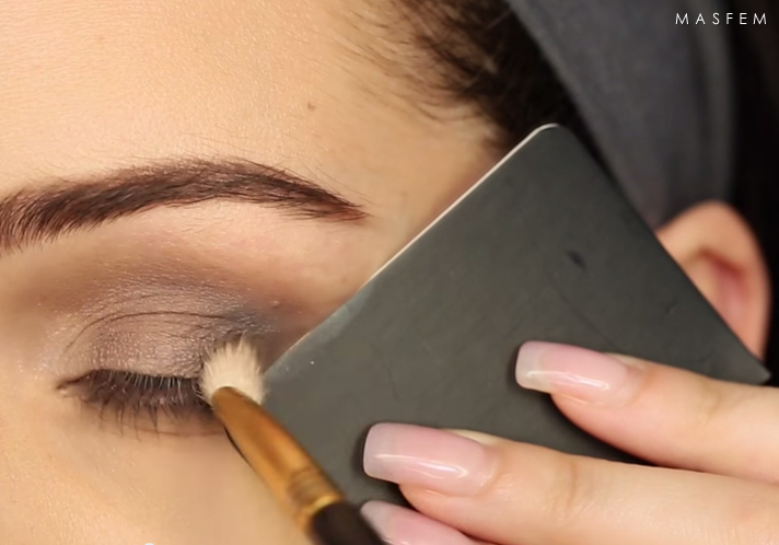 Вечерний макияж для серых глаз Вечерний макияж для серых глаз