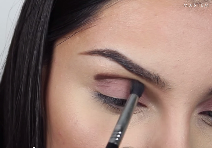 Макияж в стиле «Чикаго» Макияж в стиле «Чикаго»