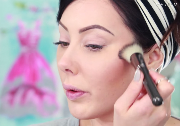 Макияж в стиле ретро Макияж в стиле ретро