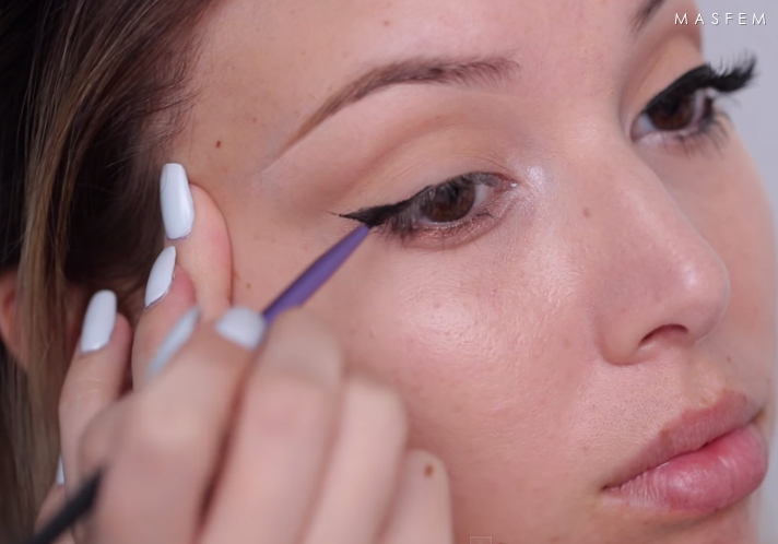 Макияж в стиле Кары Делевинь Макияж в стиле Кары Делевинь