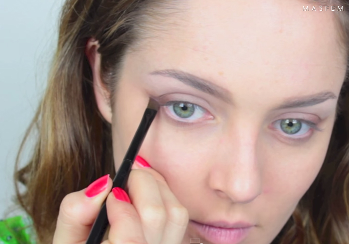 Двойные стрелки на глазах Двойные стрелки на глазах