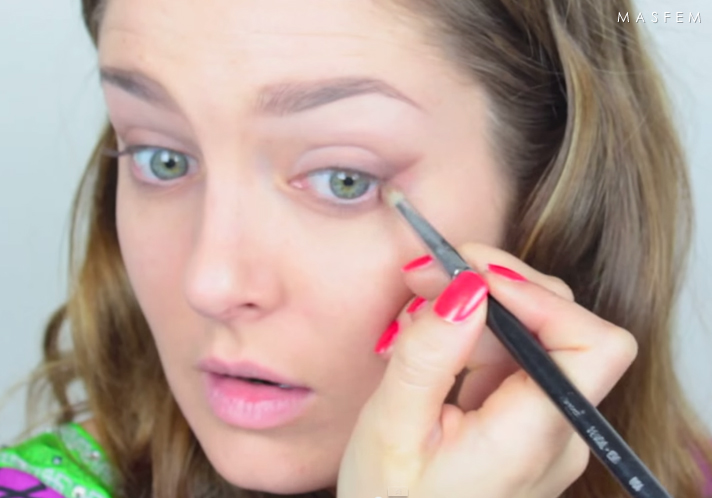 Двойные стрелки на глазах Двойные стрелки на глазах