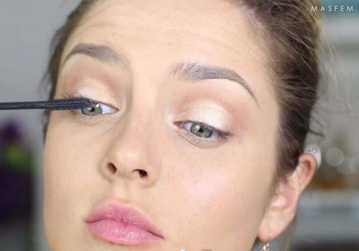 Макияж с эффектом сияния Макияж с эффектом сияния