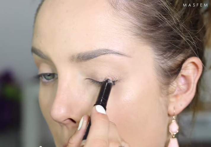 Макияж с эффектом сияния Макияж с эффектом сияния