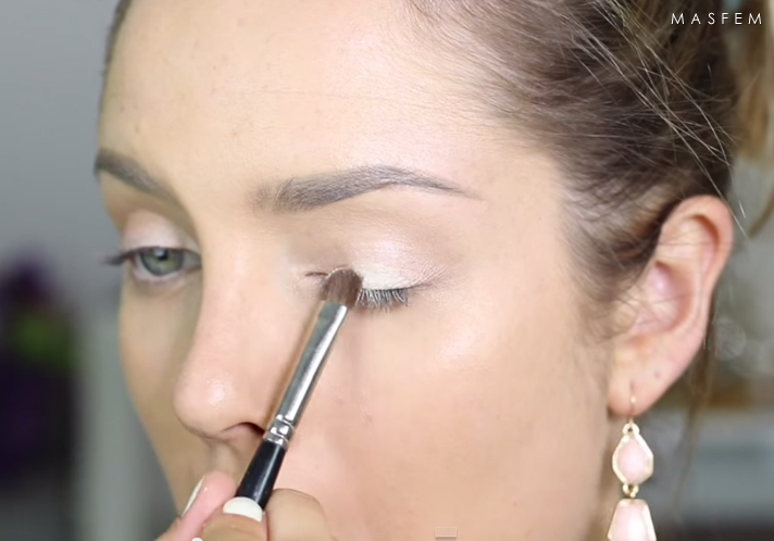 Макияж с эффектом сияния Макияж с эффектом сияния