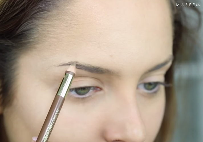 Как красить губы красной помадой Как красить губы красной помадой