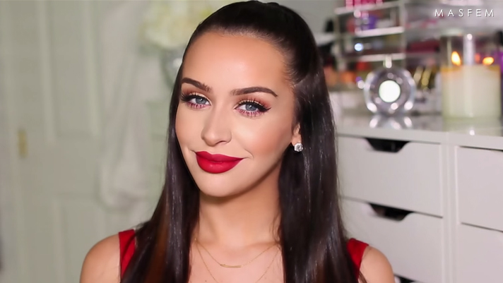 Макияж с красной помадой для брюнеток Макияж с красной помадой для брюнеток