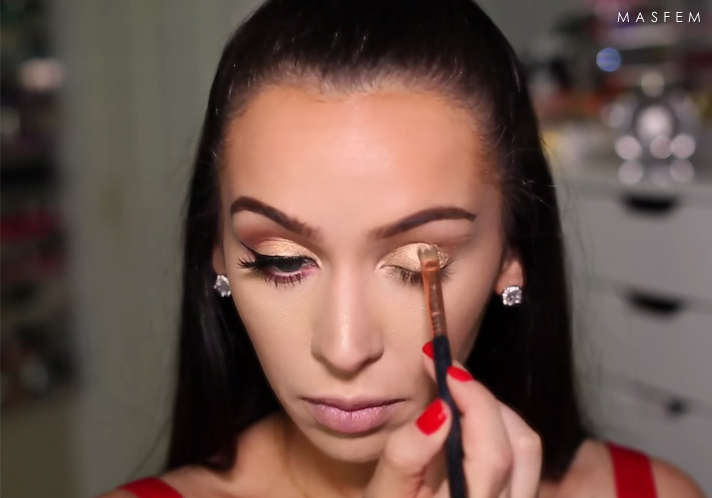 Макияж с красной помадой для брюнеток Макияж с красной помадой для брюнеток