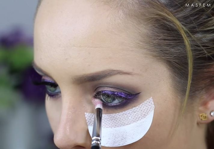 Макияж с цветной подводкой Макияж с цветной подводкой