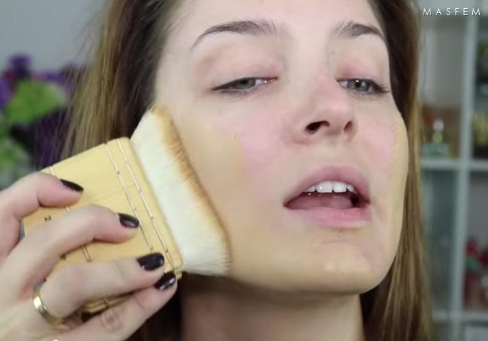 Макияж на выпускной пошагово Макияж на выпускной пошагово