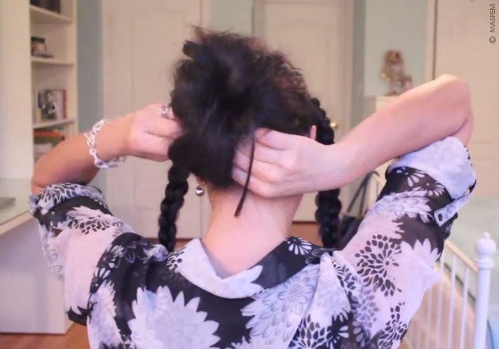 Пучок с косами Пучок с косами