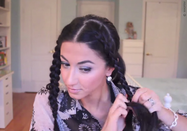 Пучок с косами Пучок с косами