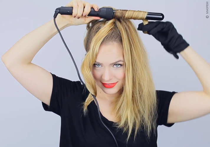 Как накрутить волосы плойкой видео Как накрутить волосы плойкой видео