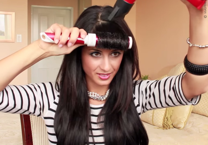 Как уложить челку прямо Как уложить челку прямо