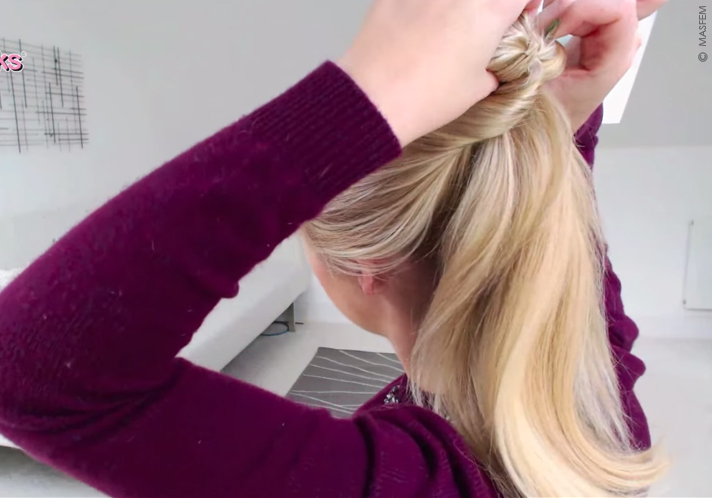  Прическа на длинные волосы за 5 минут 