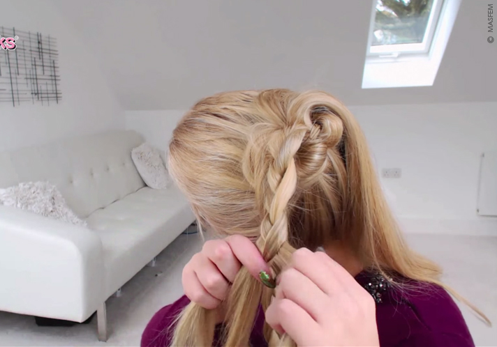  Прическа на длинные волосы за 5 минут 